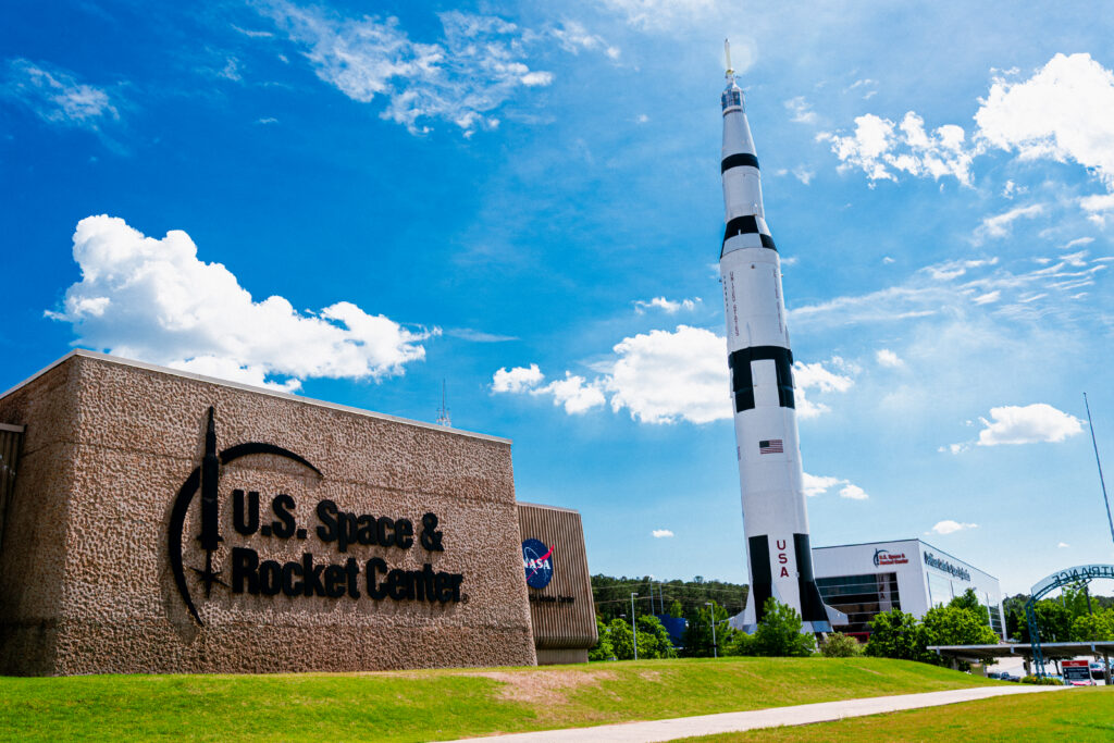 Exterior of the museum that shows the Saturn V & the Davidson Center