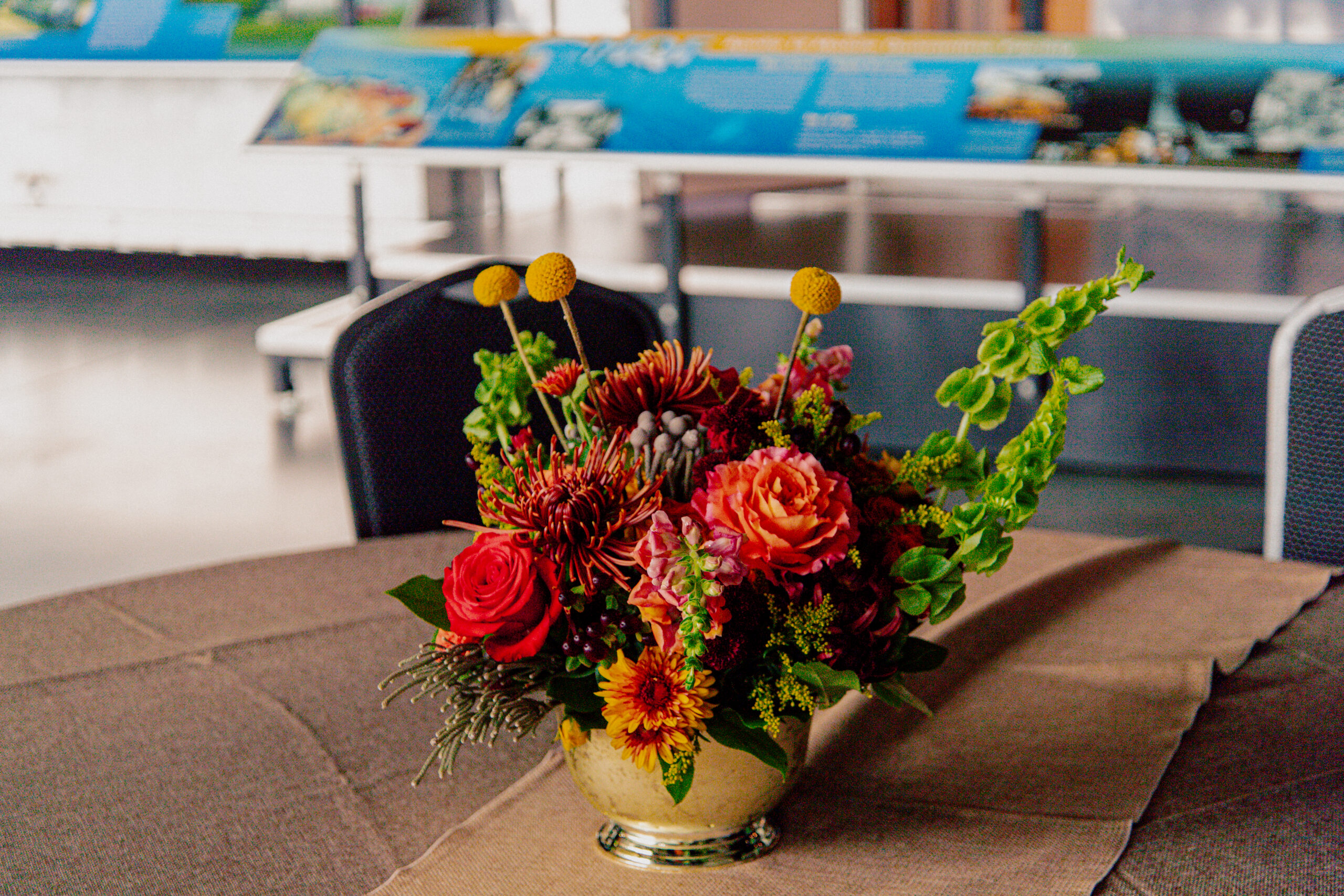 picture of a table setting during one of the special events in the Saturn V Hall.